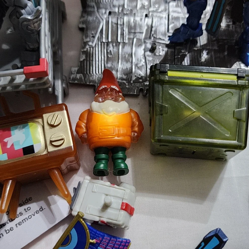 Fortnite Battle Royale Toy Lot Clock Tower Building Pieces Weapons Accessories
